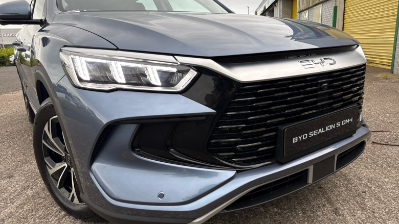 BYD Sealion 5 1.5 DM-i Design 5dr Auto Estate